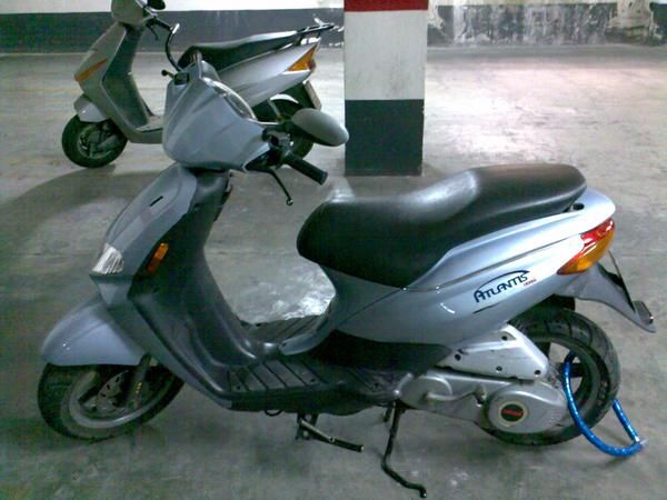 Moto derbi atlantis 49cc