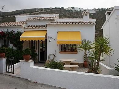 Bungalow con 3 dormitorios se vende en Benitachell, Costa Blanca