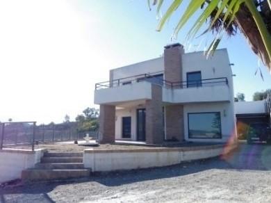 Chalet con 4 dormitorios se vende en Alhaurin de la Torre