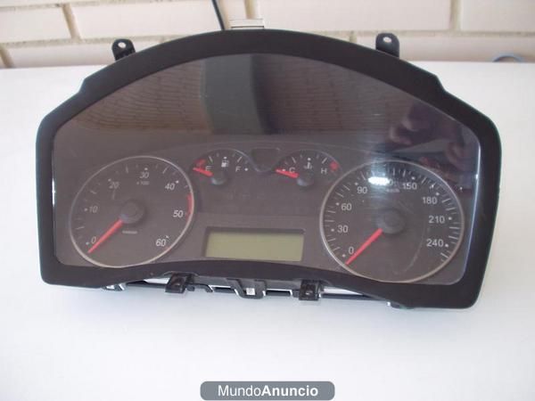 marcador cuenta km  y faro trasero FIAT STILO JTD