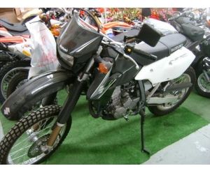 SUZUKI DR Z 400 E