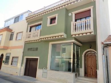 Adosado con 3 dormitorios se vende en Pilar de la Horadada, Costa Blanca, Vega Baja Torrevieja