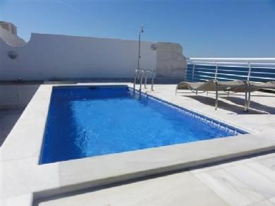 Apartamento con 4 dormitorios se vende en Marbella, Costa del Sol