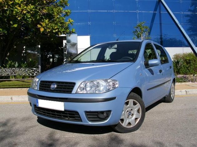 FIAT PUNTO  1.2 DYNAMIC     AUTOMATICO