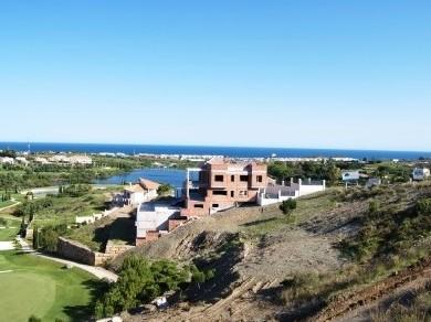 Chalet con 5 dormitorios se vende en Estepona, Costa del Sol