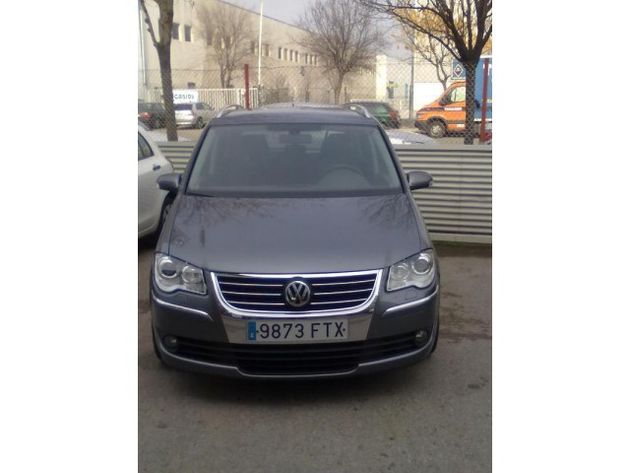 VOLKSWAGEN Touran 1.4 TSI Highline DSG