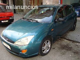 FORD FOCUS GHIA 2. 0 - Barcelona