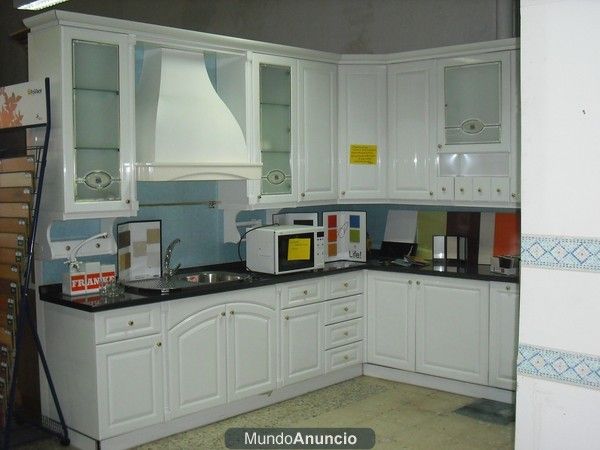 MUEBLES DE COCINA