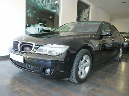 BMW Serie 7 750i 4p