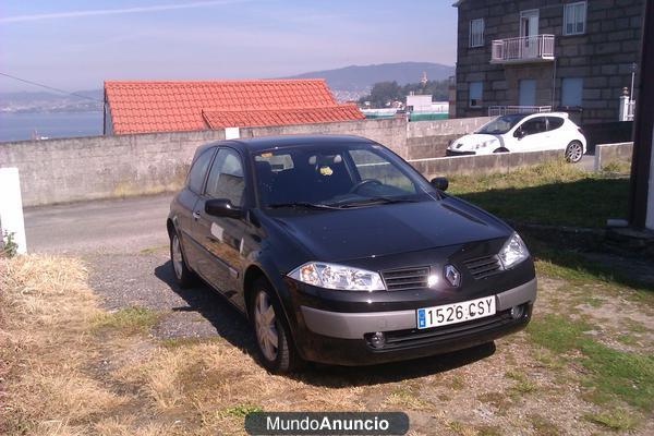 Vendo Renault megane con poquisimo uso