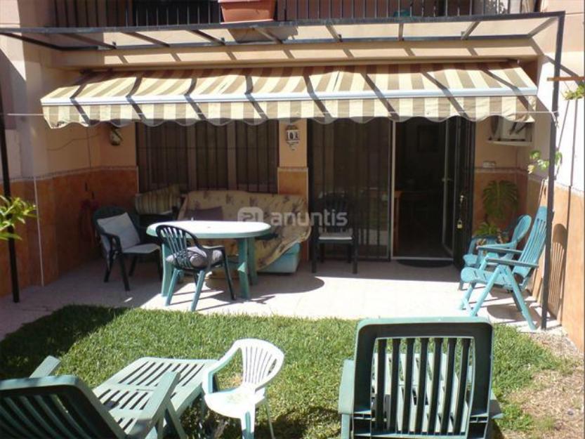 Chalet Adosado en Urb. Los Roaales (Churriana)