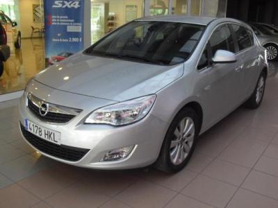 Opel Astra 1.7CDTI Excellence