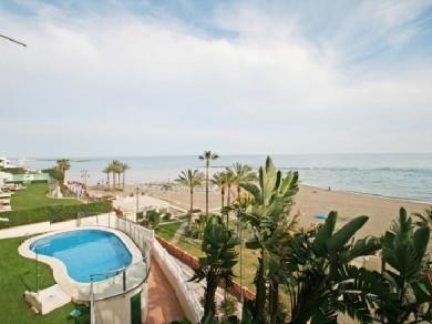 Apartamento con 2 dormitorios se vende en Benalmadena Costa, Costa del Sol