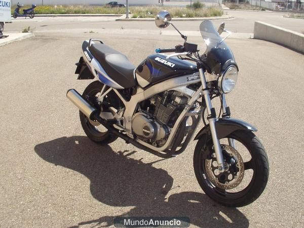 Suzuki GS 500, 2005