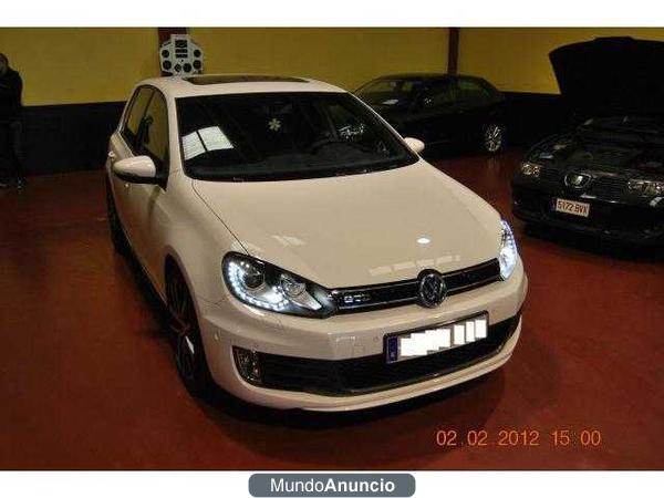 Volkswagen Golf 2.0TDI CR GTD DSG-PIEL-TECHO