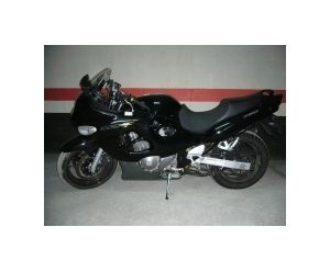 SUZUKI GSX 750