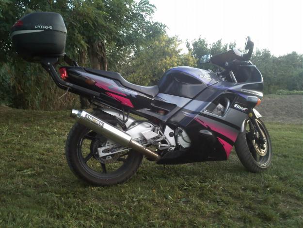 HONDA CBR 600F