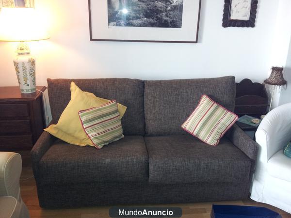 VENDO SOFA COMODO Y SOLIDO CASI NUEVO