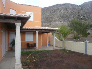 4b  , 3ba   in Los Cristianos,  Canary Islands   - 736000  EUR