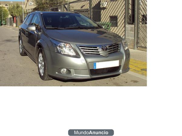 VENDO TOYOTA AVENSIS CROSS SPORT 2.0 D4D ADVANCE