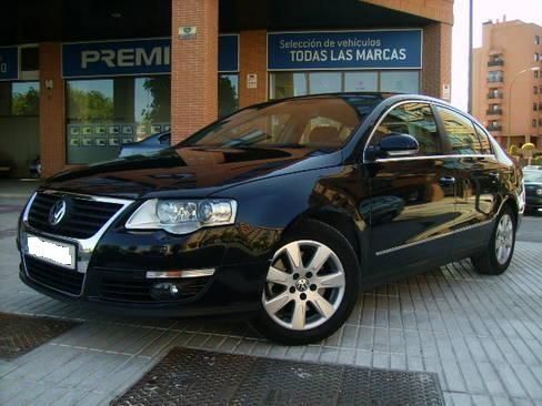 Volkswagen Passat 2.0 TDI SPORTLINE