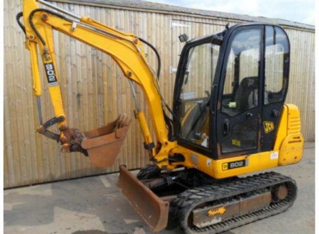 2005 JCB 802 Super con sólo 2615 horas y 2 cubos