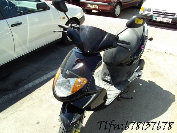 Vendo scooter Daelim S Five 49 cc (2004)