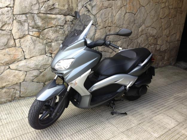 yamaha x max 250