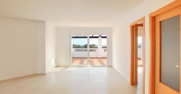 Apartamento a la venta en Nueva Andalucía Costa del Sol