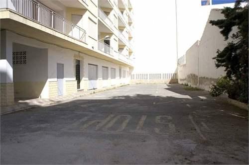 Apartment for Sale in Alicante, Comunidad Valenciana, Ref# 3050310