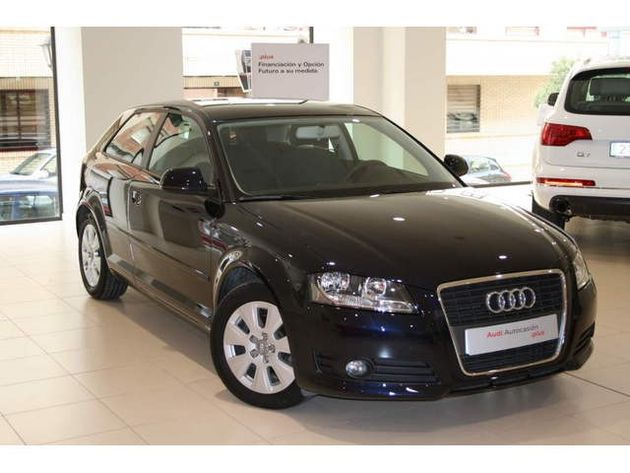 AUDI A4 AVANT 2.0TDI MULTITR. NAVY,XENON.