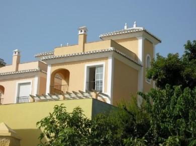 Chalet con 3 dormitorios se vende en Nerja, Costa del Sol, Axarquia