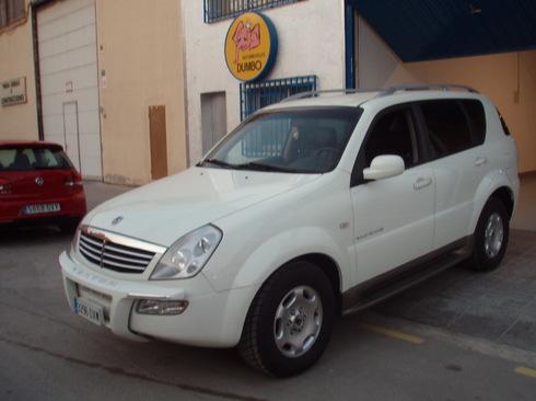 SsangYong Rexton RX 270 XDi - 165CV