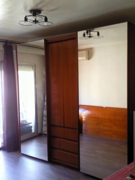 Vendo dormitorio de matrimonio + Armario 3 cuerpos. Todo cerezo macizo( línea moderna).