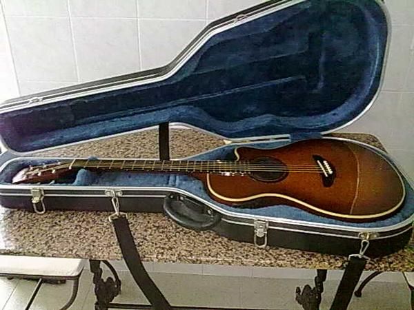 Guitarra Electroacustica Yamaha APX5A