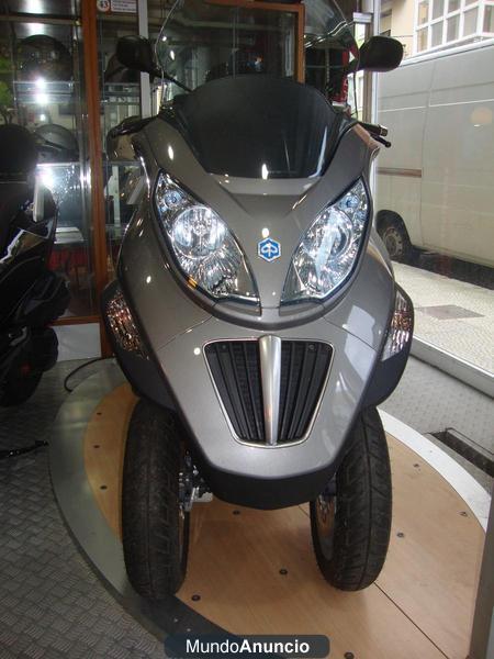 PIAGGIO - MP3 125 RL.