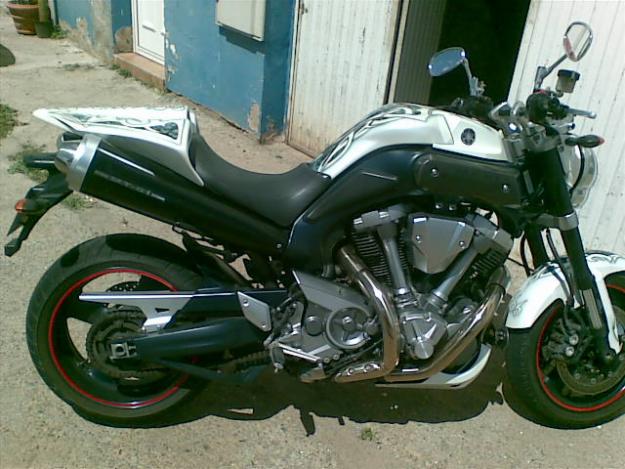 Vendo Yamaha MT01