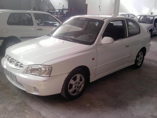 hyundai accent gt 1.5 16v  3 puertas deportivo año 2002 110.000km todos los extras