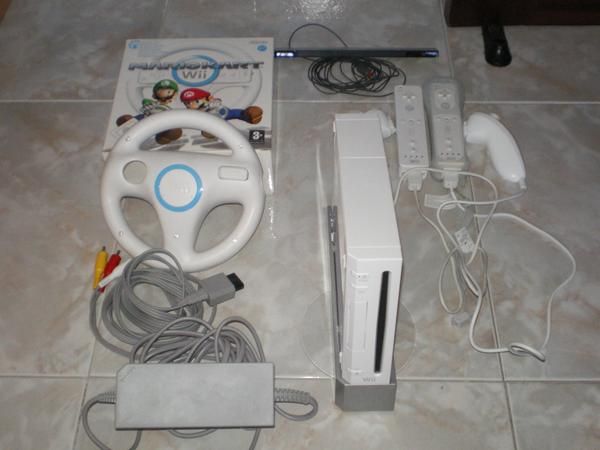 se vende wii seminueva a muy buen precio