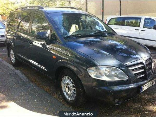 SsangYong Rodius 270 XDI LIMITED,GRIS OSCUERO