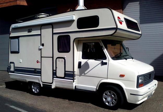 peugeot 2.5 diesel BÜRSTNER AUTOCARAVANA IMPECABLE