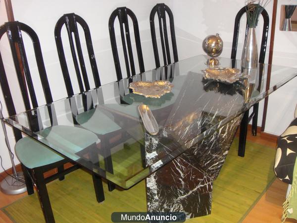Se vende mesa cristal 90x140 con pie de marmol + 6 sillas