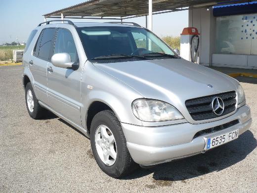 MERCEDES-BENZ Clase M ML 270 CDI