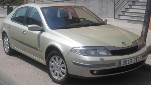 RENAULT LAGUNA 2002