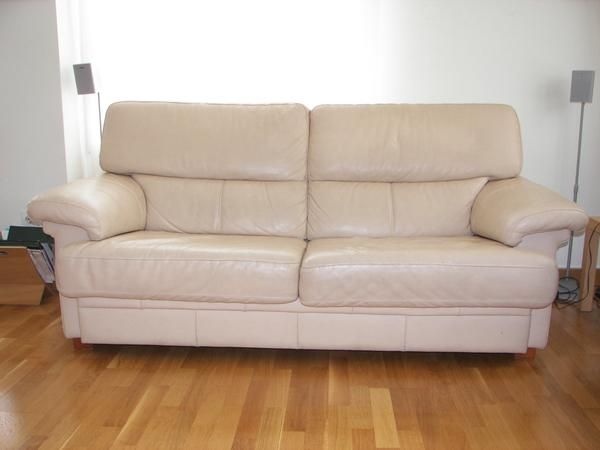 VENDO SOFA PIEL TRES PLAZAS