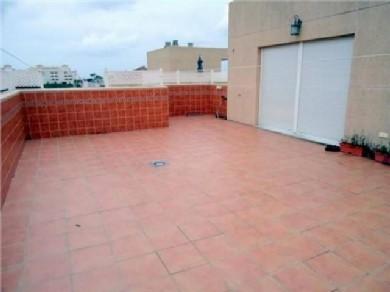 Apartamento con 4 dormitorios se vende en Estepona, Costa del Sol