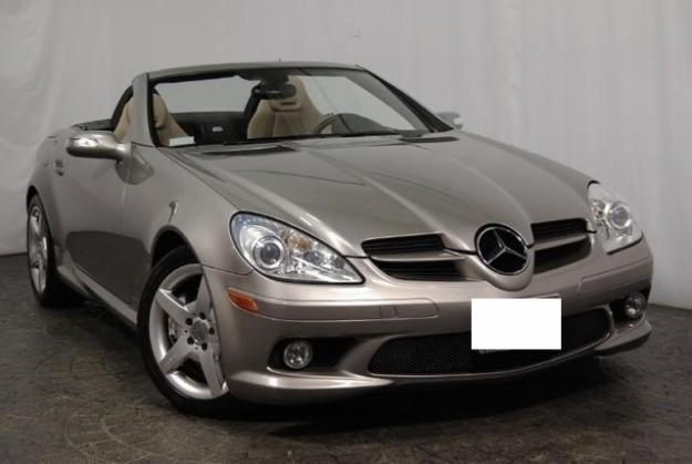 Mercedes-Benz SLK350 Convertible