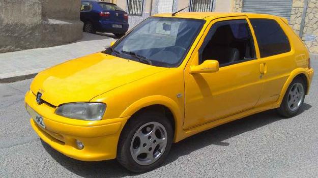 Peugeot 106 del año 2001 en Villena