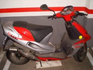 Vendo derbi predAtor 50 cc y vespino a gas cadiy automatica 49cc