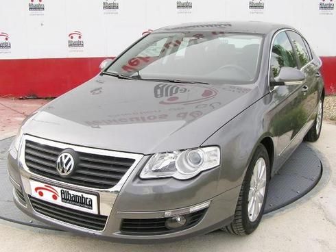 Volkswagen Passat 2.0 TDI ADVANCE 4